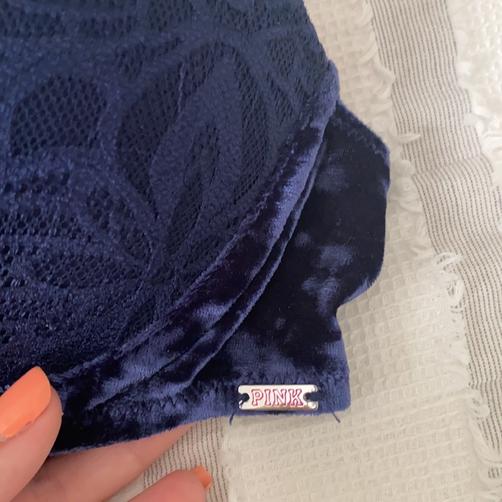 Pink Bra - Picture 2 of 3